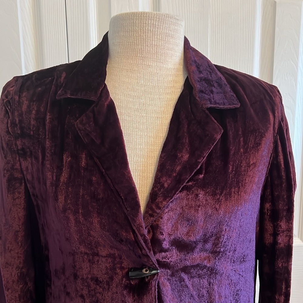 Lolette Vintage Eggplant Velour Button Down Long Sleeve Jacket Size Medium